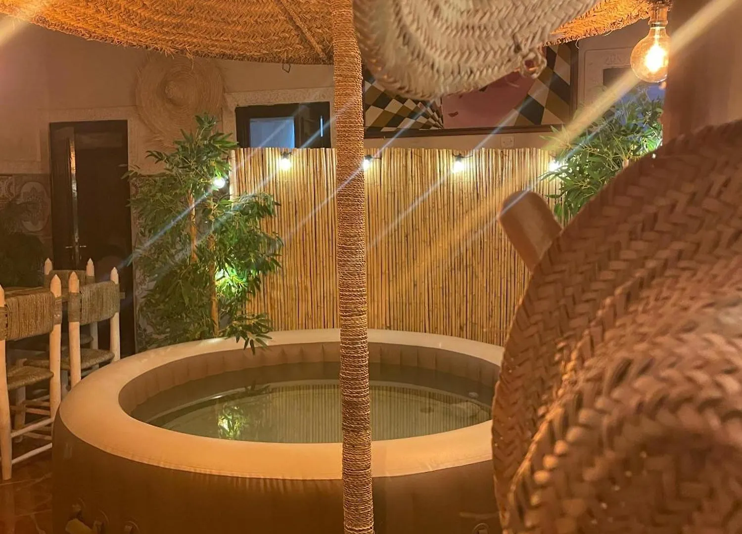 riad msholidays - privatisé jusqu'à 8 personnes - jacuzzi Marrakesh 0*,  Maroc